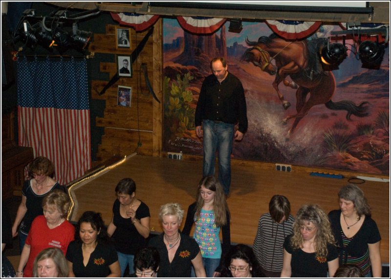 Benefiz Line Dance Marathon Desert Devil Dancers