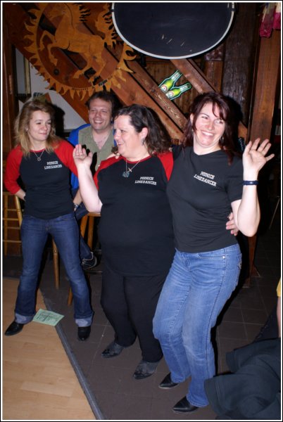 Benefiz Line Dance Marathon Desert Devil Dancers