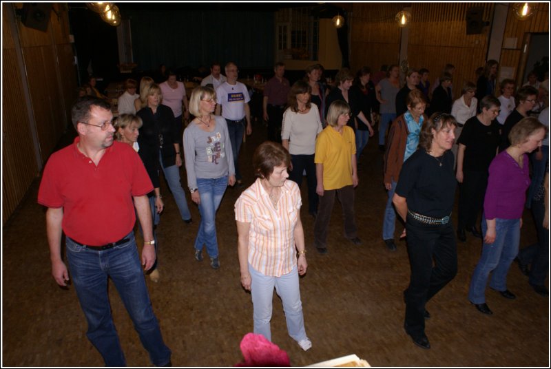 Benefiz Line Dance Marathon Get In Line