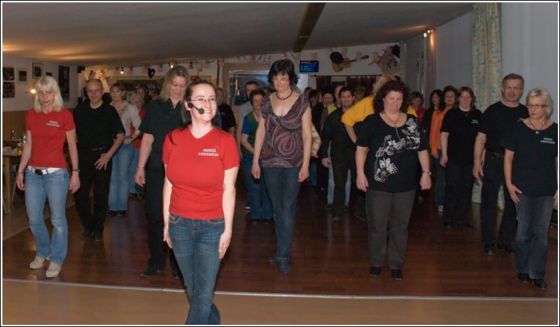 Benefiz Line Dance Marathon Munich Line Dancer